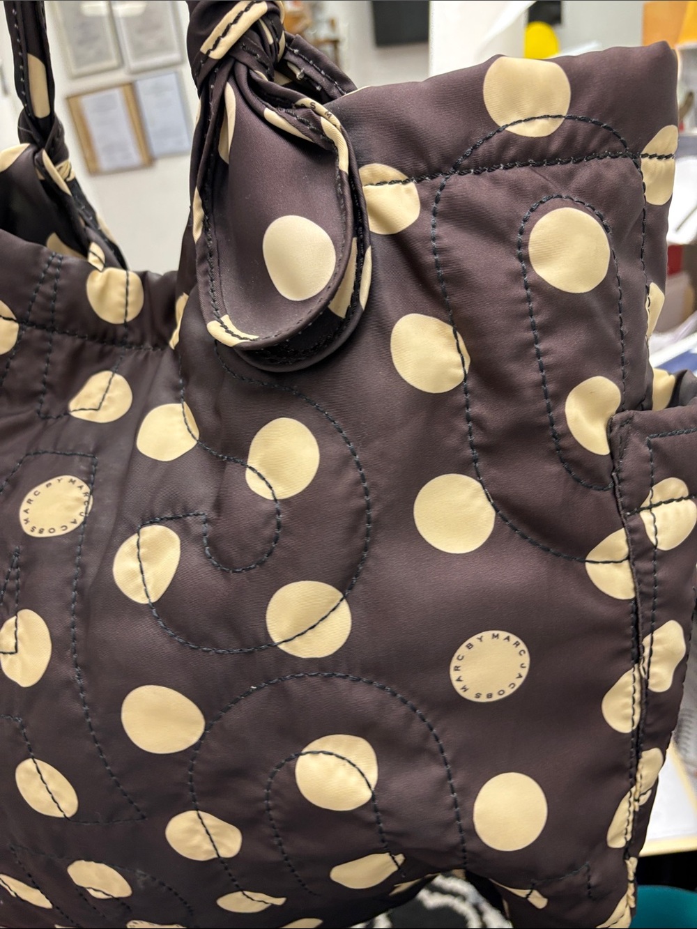 Marc by Marc Jacobs Brown tote with cream polka dots- NWOT - Picture 2 of 9